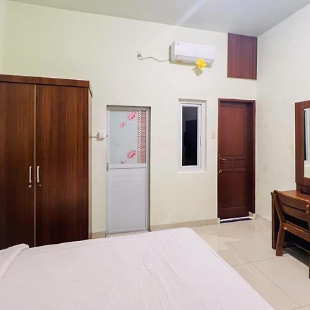 Teratai Residence Mitra Reddoorz メダン エクステリア 写真